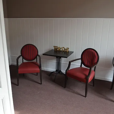 Διαμέρισμα L'empereur, Sa Femme Et Le Petit