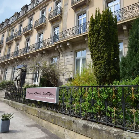 Apartment L'empereur, Sa Femme Et Le Petit *