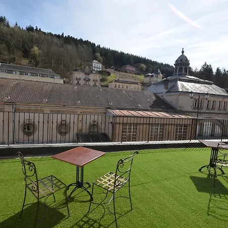 L'empereur, Sa Femme Et Le Petit Plombières-les-Bains