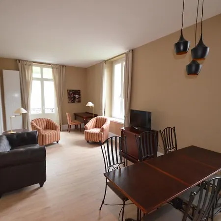 شقة L'empereur, Sa Femme Et Le Petit Plombières-les-Bains