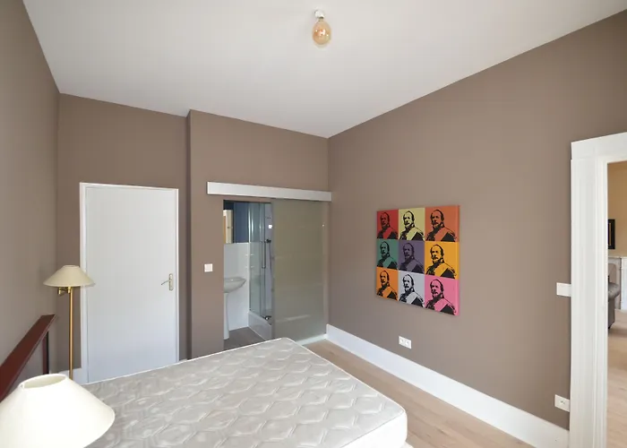 L'empereur, Sa Femme Et Le Petit Apartment Plombieres-les-Bains