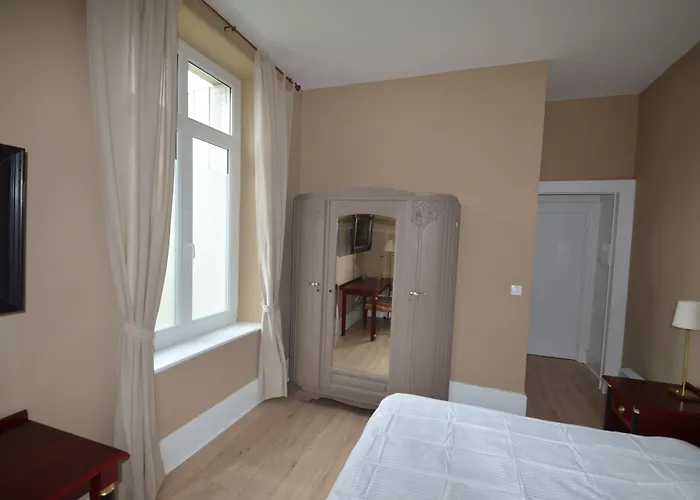 Apartment L'empereur, Sa Femme Et Le Petit Plombieres-les-Bains